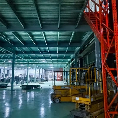 Sistem međuspratne strukture za skladištenje skladišta
